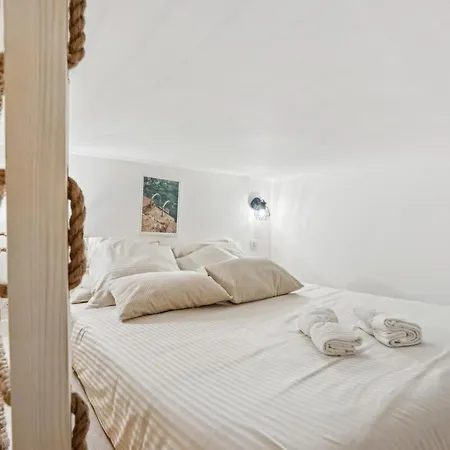 La Promenade Nicoise *